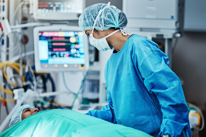 Critical-Care-Medicine-001